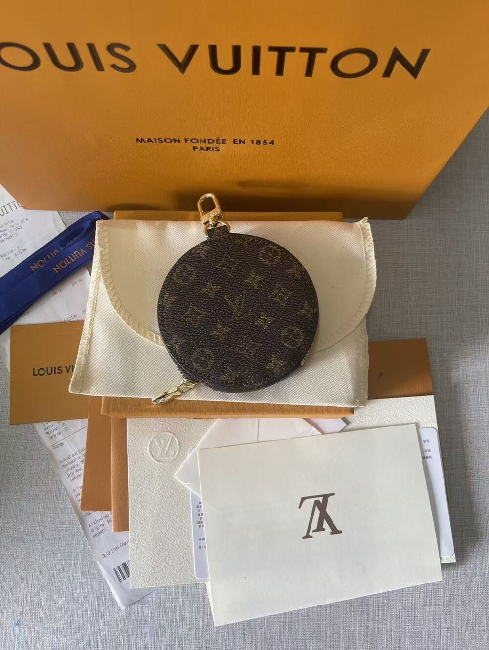 Louis Vuitton Monogram Round Coin Purse